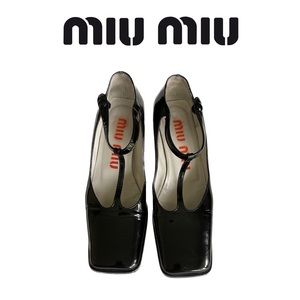 Vintage Y2K MIU MIU Black Patent Leather Mary Jane Heels Size 35.5